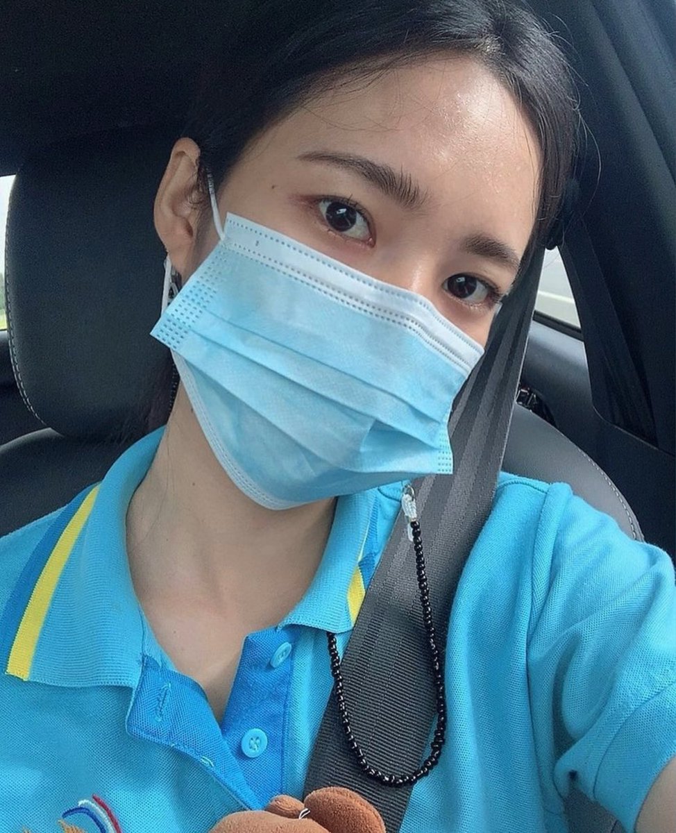 Sunday765's tweet photo. อายุจะ 30 แล้ว ยังไม่มีอะไรเป็นของตัวเองเลยนอกจากหนี้ 😅 https://t.co/8mvuGu22KA
