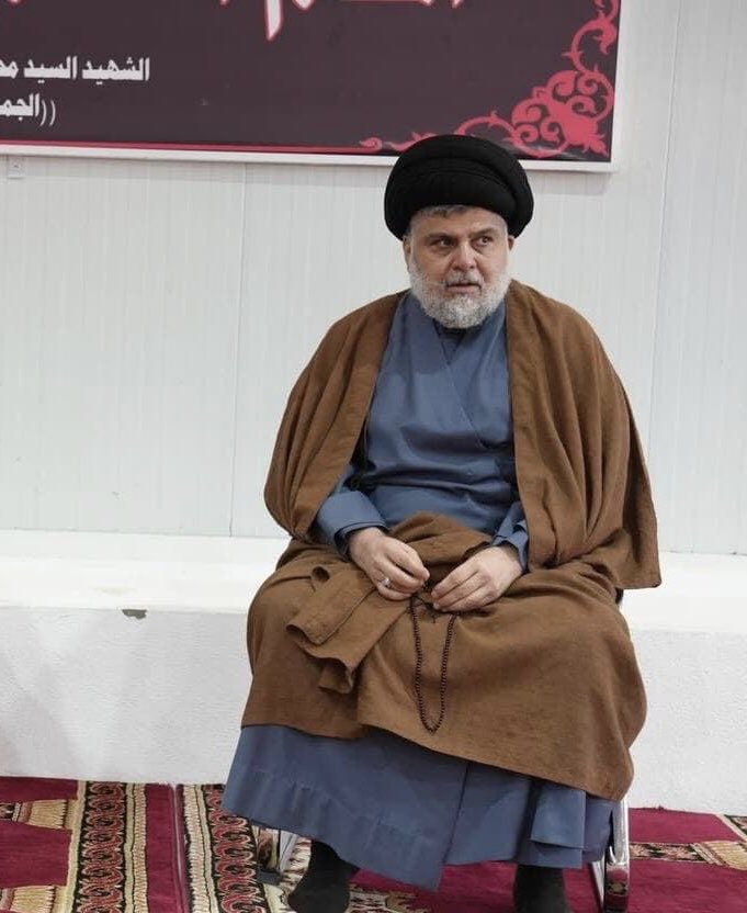 mohamad27302124's tweet photo. الى قائد الاصلاح السيد مقتدى الصدر اعزه الله ابنائكم من خريجي كليات العلوم من هم على طريق الاصلاح يرومون اللقاء بسماحتكم على امل انصاف هذه الشريحه المهمه من المجتمع وعلى طريق الاصلاح المنتهج منكم . #العلوم_تطالب_بلقاء_الصدر https://t.co/Zdj7ESOLma