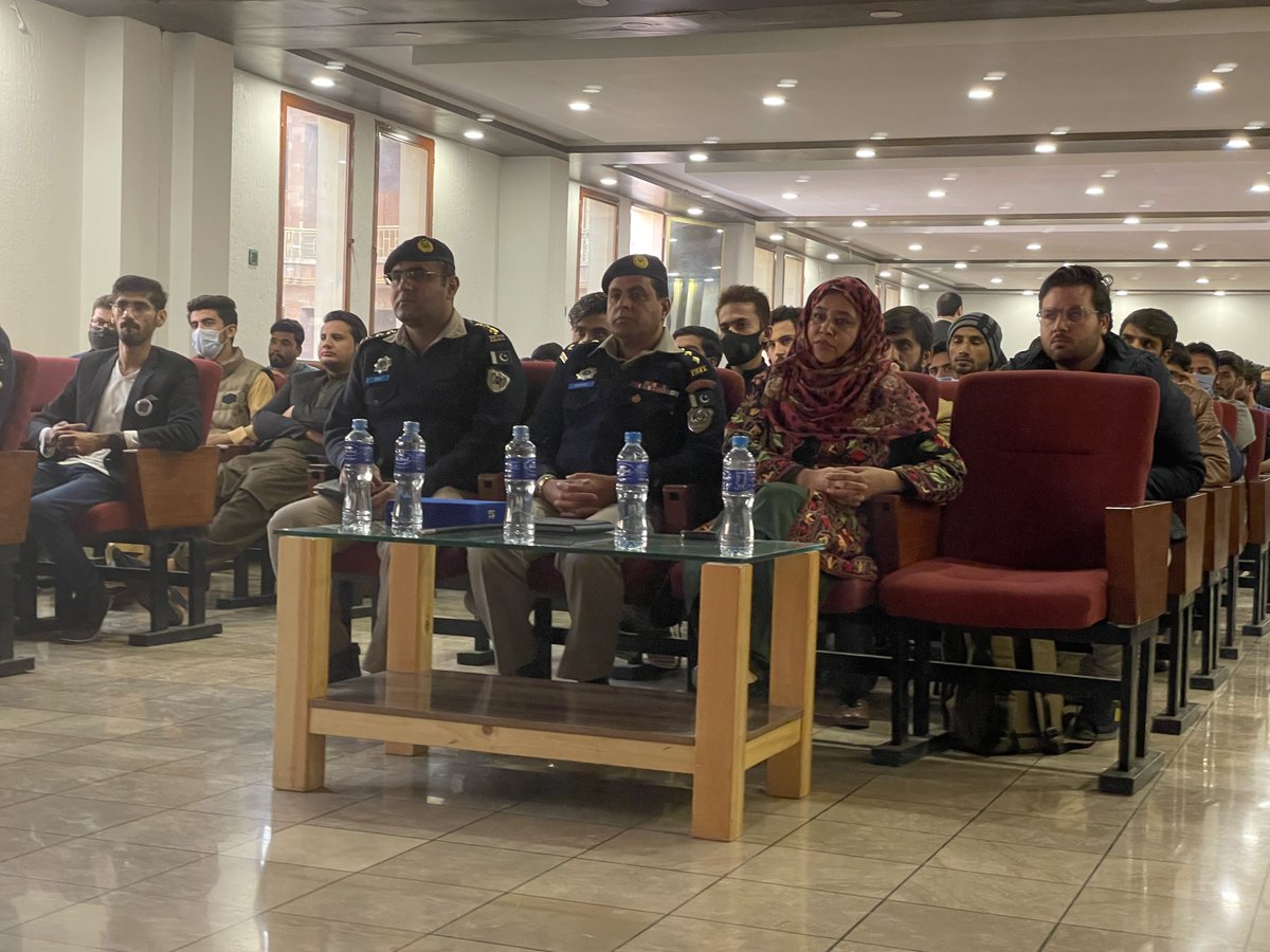 CECOS University tweet media