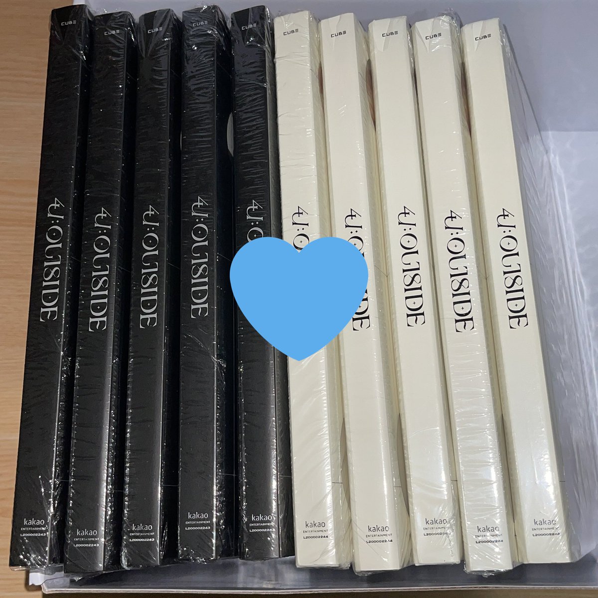 fallingsub's tweet photo. Hello 🇸🇬 Melody💙
 I'll be giving away BTOB [4U : OUTSIDE] Unsealed albums (incl. of random postcard &amp; film photocard) at #90TAN event organised by @btobjellies! 
See you there tomorrow at #pluseighttwo! https://t.co/bg8RF1HN0u