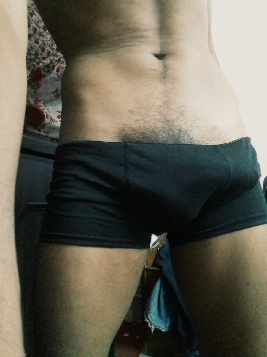 a13_666's tweet photo. #🍆# 🍑#hot#bulge#asian# https://t.co/vew0PnWosX