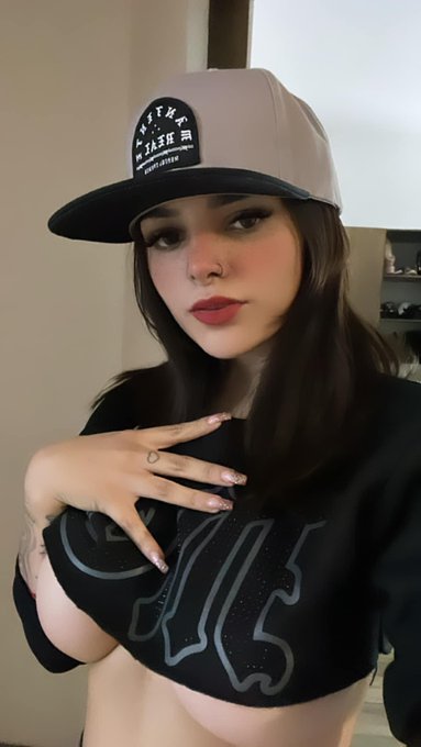 Flow 🖤😎 https://t.co/F6Gvdm4CoO<a href="/tag/nuevafotodeperfil"class="tags"><span>#nuevafotodeperfil</span></a>