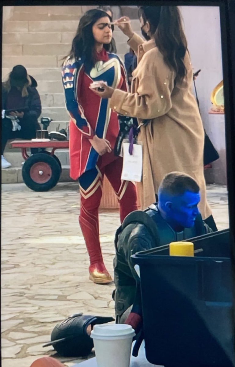 MagicHandz's tweet photo. #MsMarvel series costume VS #TheMARVELS upgrade.. how we feeling about the new look? .. even though we never got to see the first one in action yet. https://t.co/E05ps1lbtv