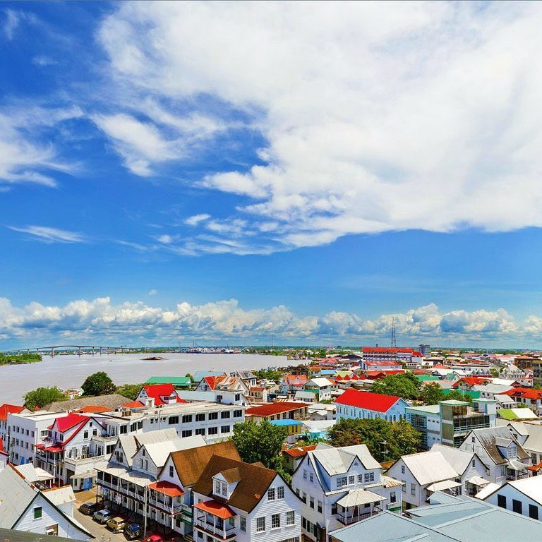 uwgsoca's tweet photo. Happy Independence Day to Suriname!🇸🇷 Formerly known as Dutch Guiana, Suriname was granted full independence from the Netherlands on November 25, 1975. https://t.co/OpHErKAIyZ
