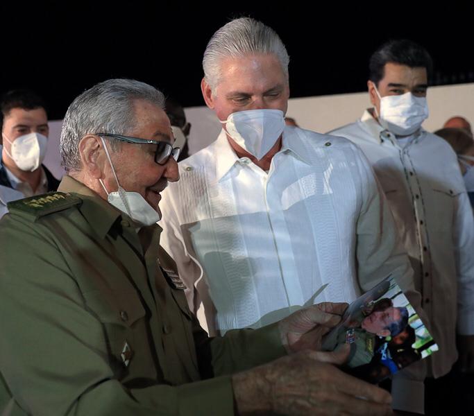 Agradezco al hermano Presidente Díaz-Canel y al Comandante Raúl Castro por invitarme al maravilloso evento de inauguración del Centro Fidel Castro Ruz, un espacio para el estudio, difusión del pensamiento y la obra del Padre de la Revolución cubana, el Comandante de la Dignidad.