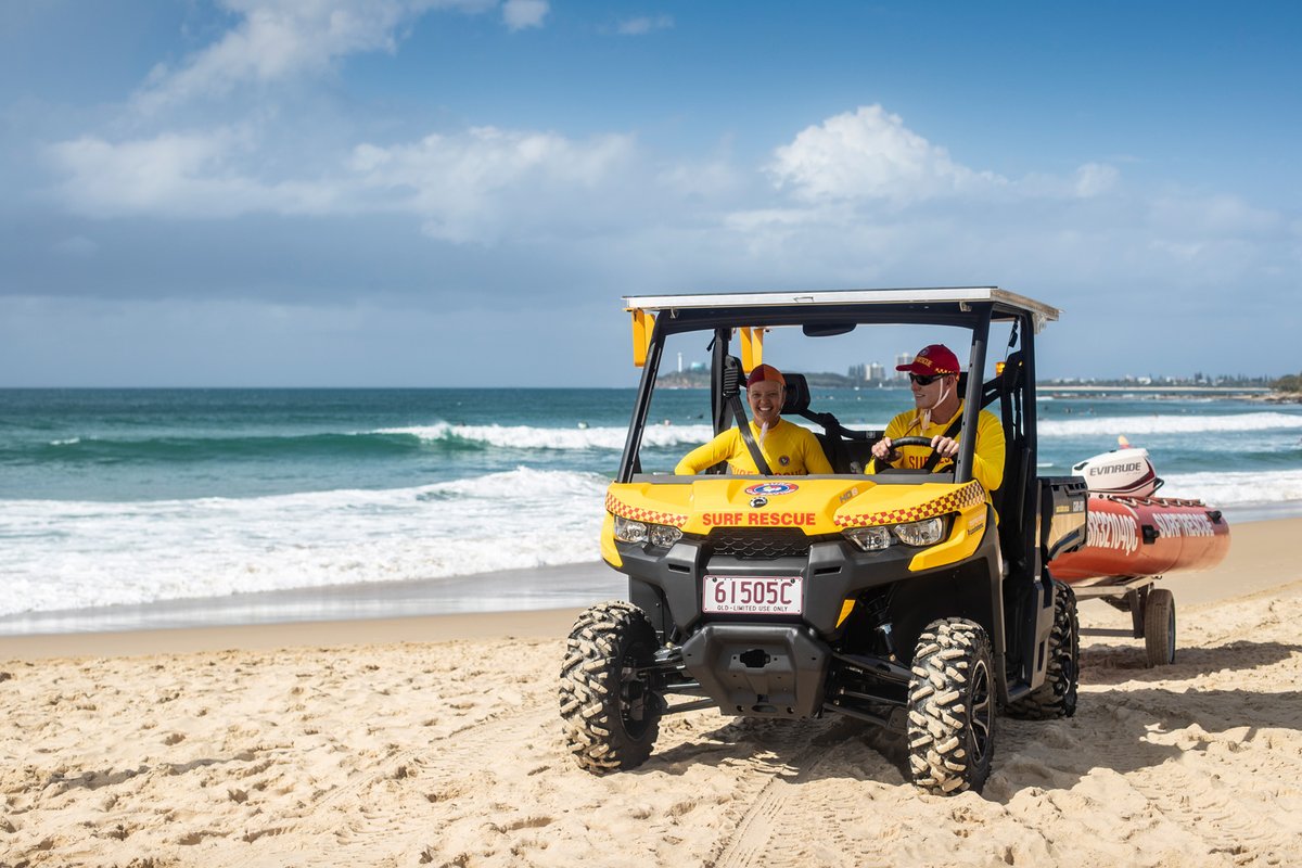 SLSAustralia's tweet photo. Surf lifesavers &amp; lifeguards are highly trained &amp; knowledgeable in beach safety.
 
Each beach is different, so when you arrive look for the lifesavers/lifeguards &amp; feel free to ask them about the local conditions.

Find a patrolled beach with the Beachsafe app. 

#WaterSafety https://t.co/S1j40xSxuy