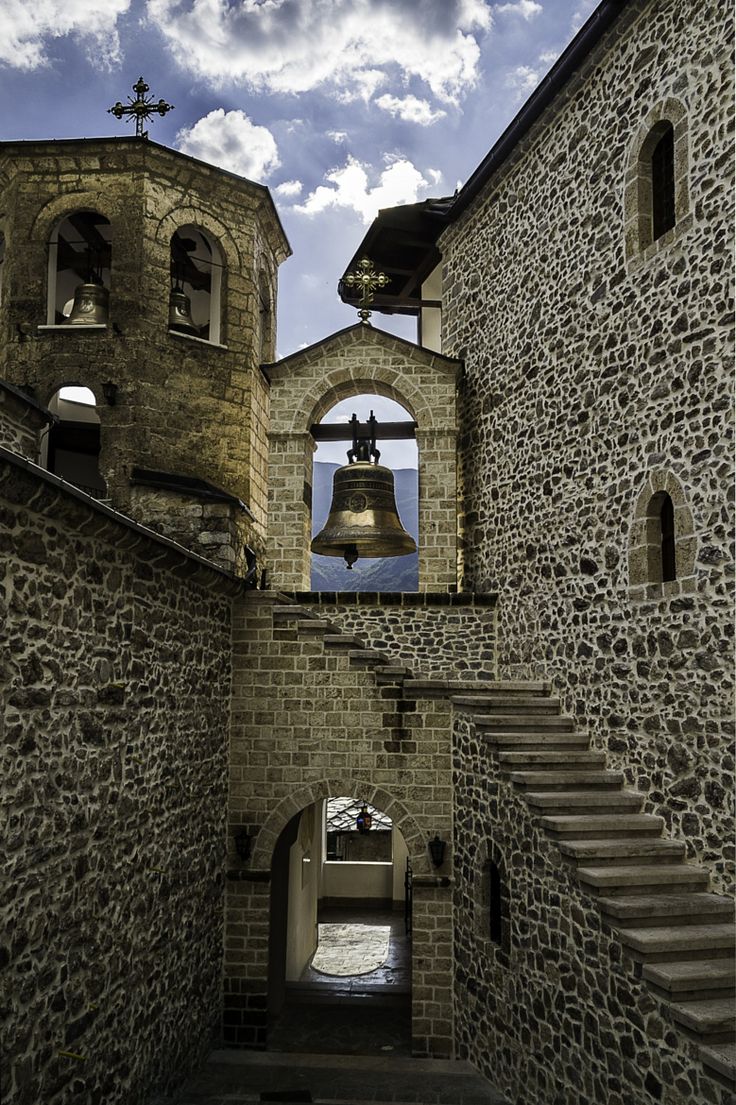 Dobro jutro 🌄

Aziz Jovan Bigorski Manastırı-Kuzey Makedonya 📌