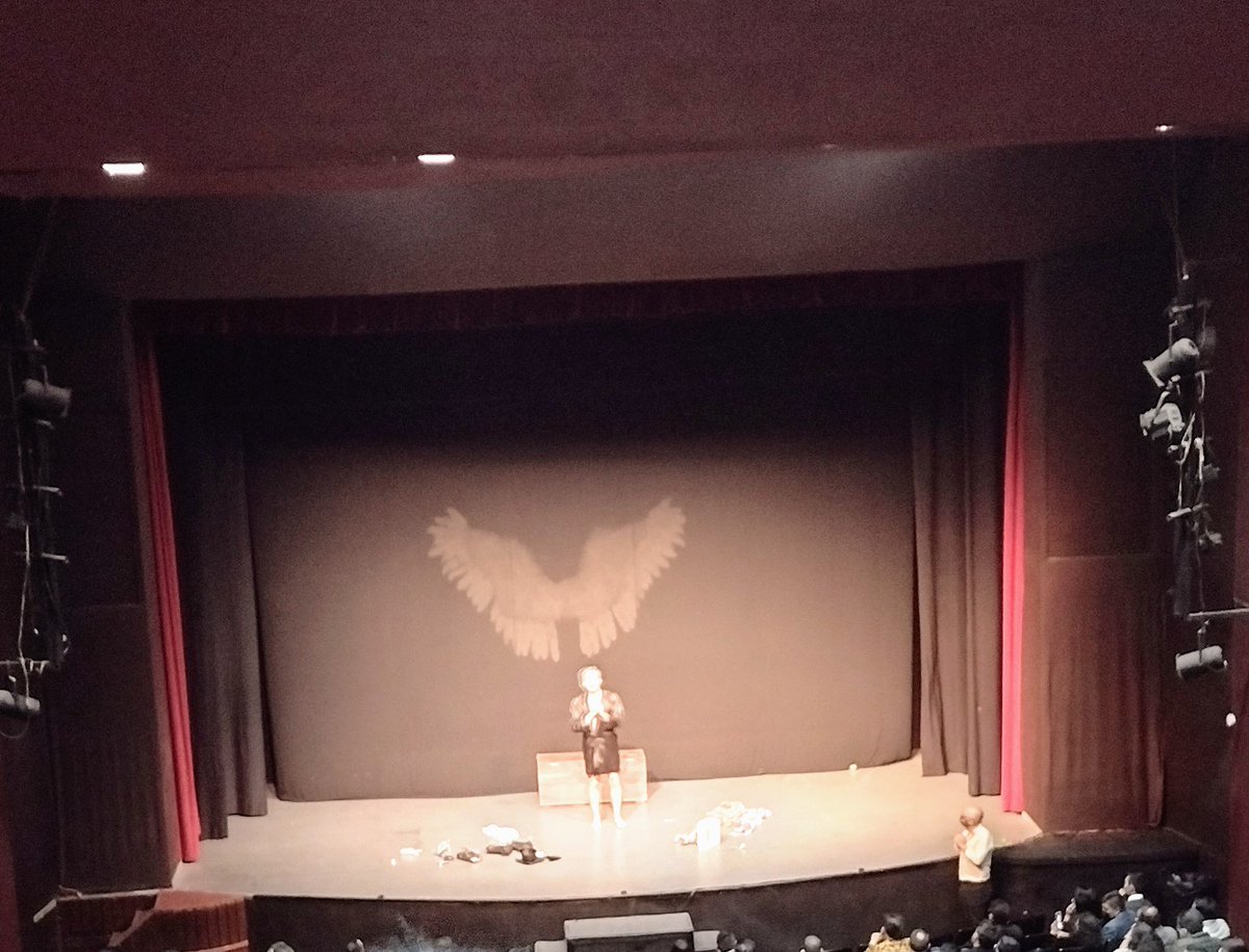 <a href="/subalealteatro/">Súbalealteatro</a> <a href="/JuanRiosCantu/">Juan Ríos Cantú</a> <a href="/omulteatro/">Omulteatro</a> GRACIAS <a href="/subalealteatro/">Súbalealteatro</a> por los boletos. Excelente monólogo, muy, muy emotivo, buen ritmo, buena tematica. Si hay nueva puesta en 2022 no se la pueden perder.