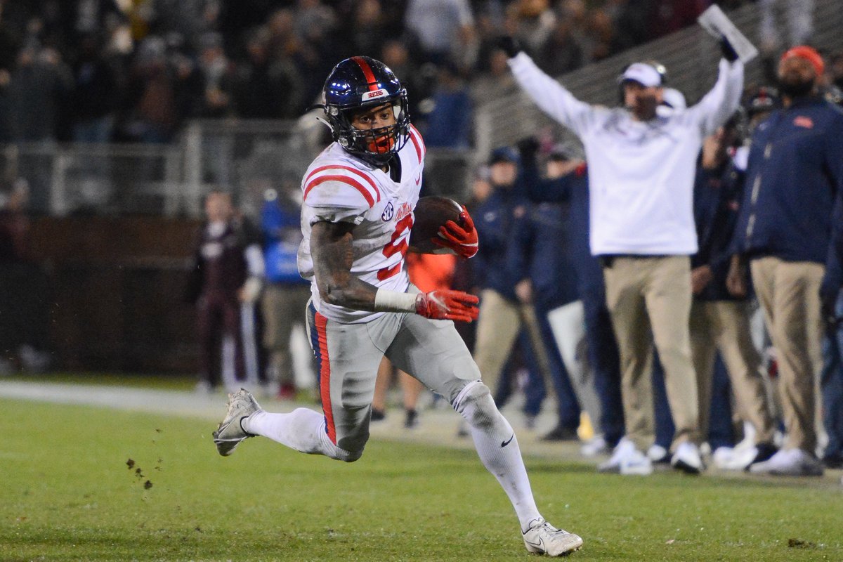 thedm_news's tweet photo. Ole Miss defeats Mississippi State 31-21 in the 2021 Egg Bowl.
Photos by HG Biggs. https://t.co/WuJgj4Jw3i