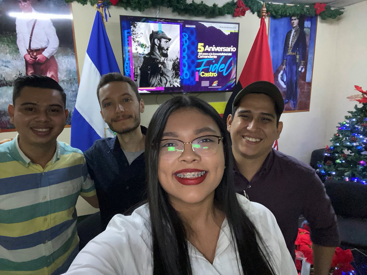 Hoy tuvimos el honor de estar con <a href="/BenjaminNorton/">Ben Norton</a> donde compartimos aportes sobre el legado, durante, después y ahora del Cmdte Fidel Castro en homenaje a su 5to aniv. de tránsito a la inmortalidad. 

El murió físicamente pero su legado se encuentra más ferviente que nunca 👊🏻🇨🇺