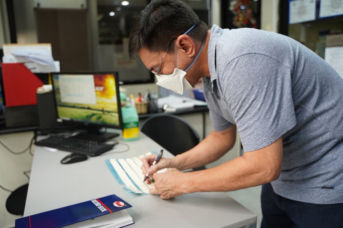 annafelicia_'s tweet photo. LOOK: Aksyon senatorial candidates Dr. Carl Balita and Jopet Sison took their drug tests at PDEA HQ in Quezon City. @gmanewsbreaking @gmanews 

📸: Isko Moreno Campaign Team https://t.co/9RFfewqIUj
