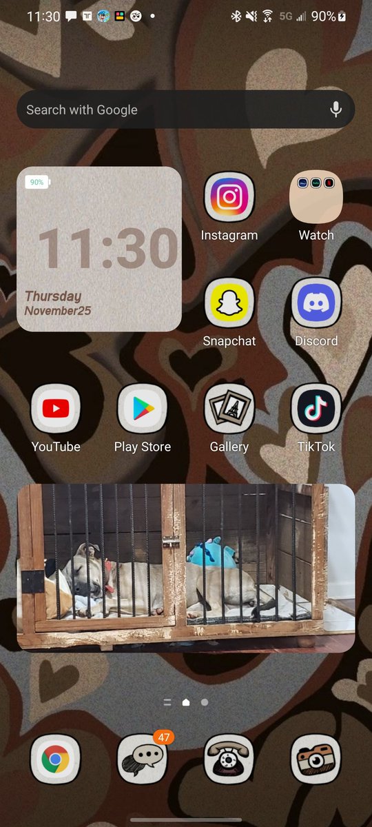 beezarath's tweet photo. New home screen layout on my samsung s21+ 

#S21 #homescreen #Samsung #Android12 https://t.co/igkQHprBBO