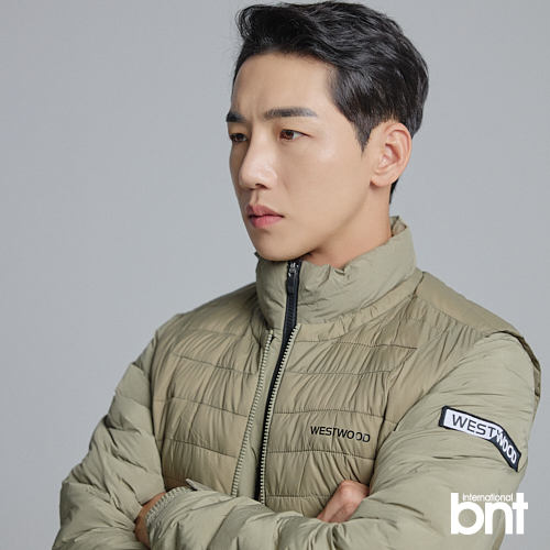 TotalsetEnter's tweet photo. #bnt 화보 촬영 💪🏻

#박군 #트롯특전사 #가수박군 #강철부대 #박도현 #김현동 #유턴하지마 #사랑은 #직진 #웨스트우드 #WESTWOOD #아웃도어 #화보촬영 #parkkoon https://t.co/H5bFuqPRpM