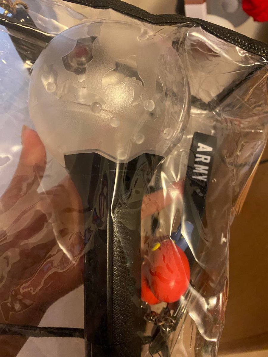 busan_squirrel's tweet photo. Арми продолжают делиться фотографиями со сборов на концерт🥺 https://t.co/a5h8fEBYcQ