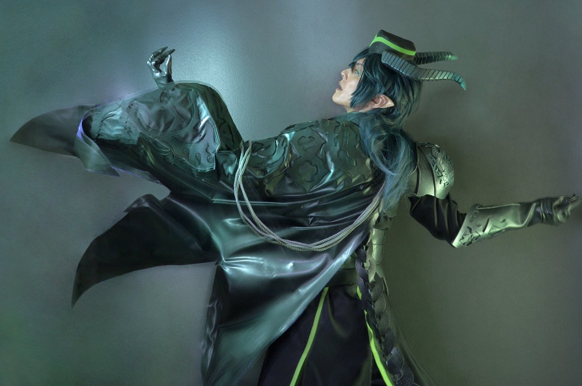 kanon_ff_kh's tweet photo. [cosplay] ツイステッドワンダーランド
  　　　 マレウス・ドラコニア
　　　本当の歴史を知りたいか？ https://t.co/LWKt6UoYA5