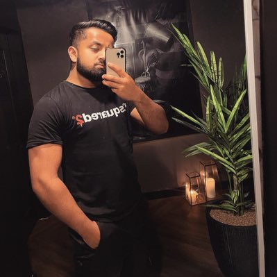 CaponeShiny's tweet photo. #NewProfilePic https://t.co/VxeLpfRXfn