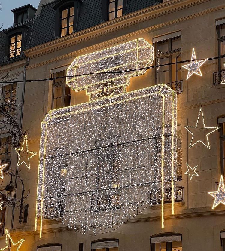 diorballerina's tweet photo. It’s This Time of Year ✨ https://t.co/eMB39CHFKr