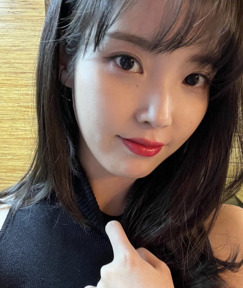 IU INSTAGRAM UPDATE !!