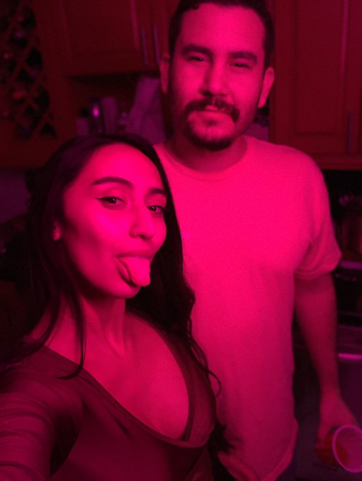 Happy thanksgiving 🦃 stuff me. https://t.co/f6w0inlfZd