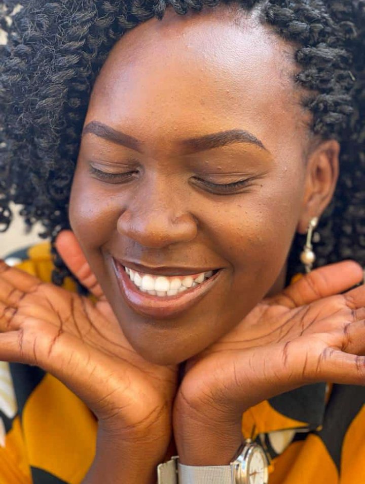 Kanunguprince's tweet image. Just imagine this on a big billboard around the major towns in UGANDA for colgate.
@CP_News @Colgate #ColgateSmile #Byebyo