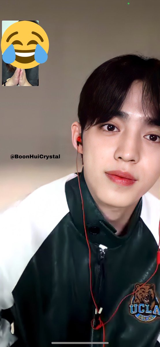 seungcheol looks like college varsity heartthrob, i’m so weak