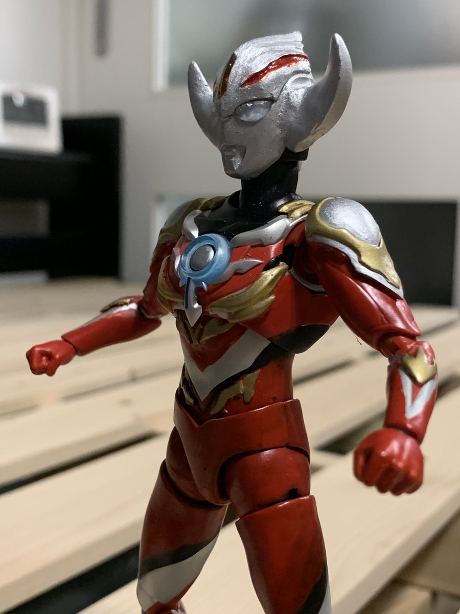 ウルトラマンオーブバーンダイナマイト。改造が荒いなあ。早く治して