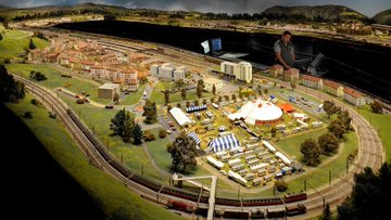 Der Schweiz-Experte (@stmediach) on Twitter photo Einsteigen bitte! In die grosse Welt der Schweizer #Modelleisenbahnen! Die schweizweit einmalige Miniatur-Grossanlage "Chemin de fer du Kaeserberg" in #Fribourg besteht aus 300 Lokomotiven, 1’650 Waggons & 6’500 Figuren!
<a href="/fribourgregion/">FRIBOURGREGION</a> <a href="/FTR1700/">FRIBOURG TOURISME</a>
bit.ly/3qSqpjI Einsteigen bitte! In die grosse Welt der Schweizer #Modelleisenbahnen! Die schweizweit einmalige Miniatur-Grossanlage "Chemin de fer du Kaeserberg" in #Fribourg besteht aus 300 Lokomotiven, 1’650 Waggons & 6’500 Figuren!
<a href="/fribourgregion/">FRIBOURGREGION</a> <a href="/FTR1700/">FRIBOURG TOURISME</a>
bit.ly/3qSqpjI