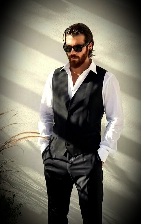akilezna's tweet photo. #Globalnubiaawards2021
I vote #CanYaman for #globalactoroftheyear
#Globalnubiaawards2021 #nubian https://t.co/C8q75UtrO7