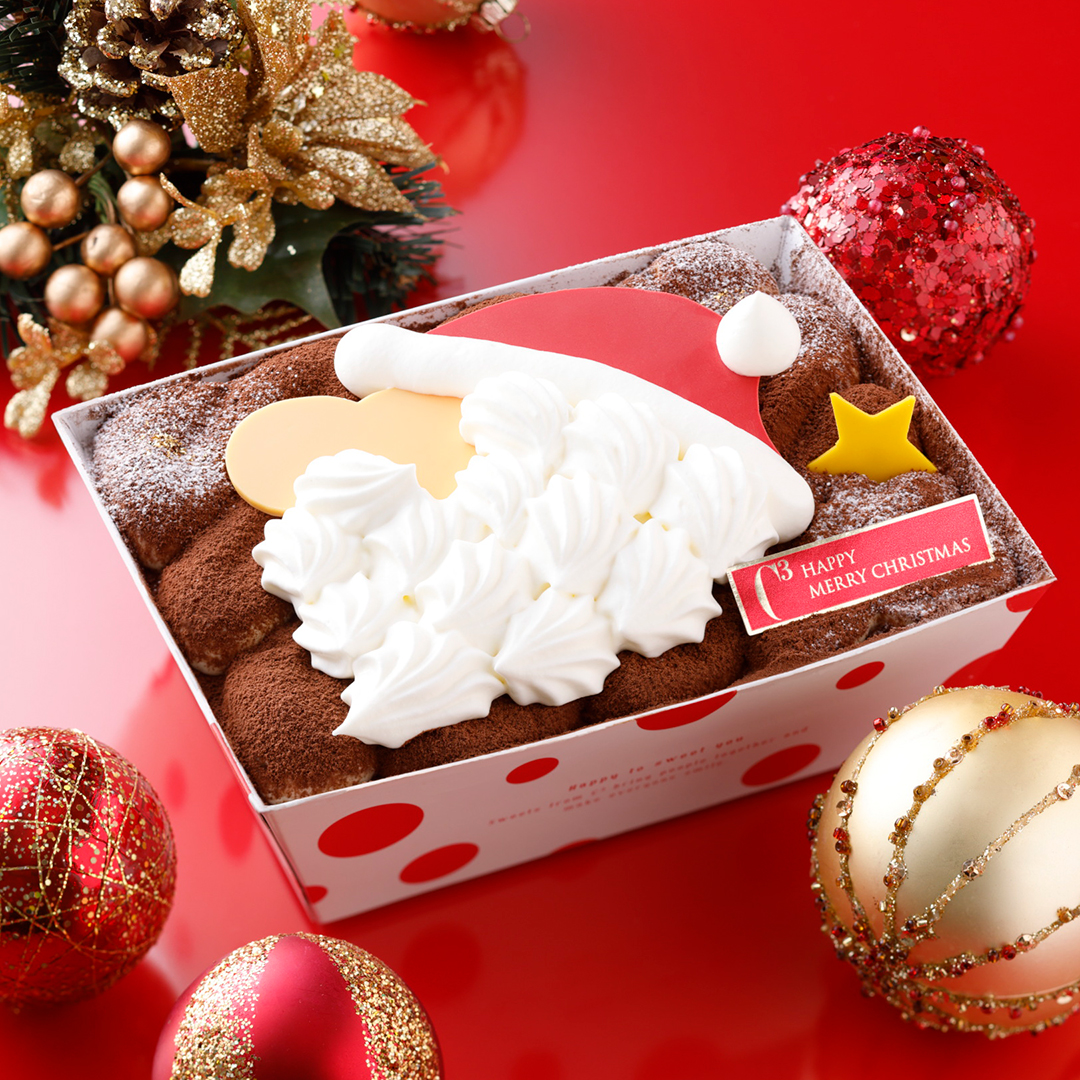 C3 シーキューブ 公式 クリスマスケーキはもうご予約されましたか 毎年人気のクリスマス限定商品 ティラミスサンタドーム や かわいらしいサンタがデコレーションされた新作 ティラミスサンタ デコレ は家族団らんの場にもオススメです ご