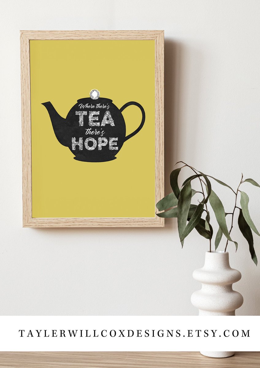 TaylerWillcox's tweet photo. #BlackFriday is here which means 25% off all #prints in my #etsyshop and as always #freeukdelivery 🤍 

Happy Friday and happy shopping! 

#EarlyBiz #illustration #ArtistOnTwitter #homemade https://t.co/6HmkQsUNk6