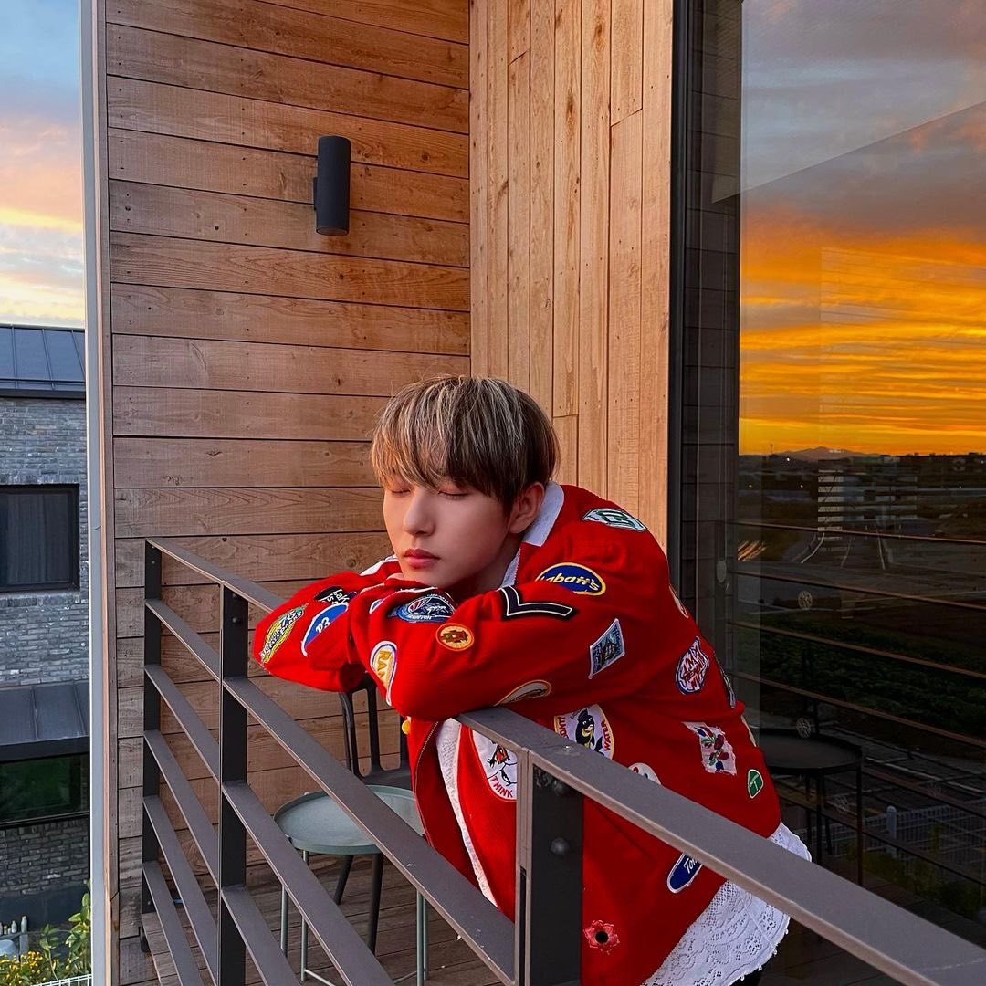 RENJUNBEBE's tweet photo. [IG] 211126 #yellow_3to3 IG Update

“🌄☁️2021”

https://t.co/8JWPzJ7TmU

#RENJUN #런쥔 #仁俊 #NCTDREAM @NCTsmtown_DREAM https://t.co/VxSPO0cdvo