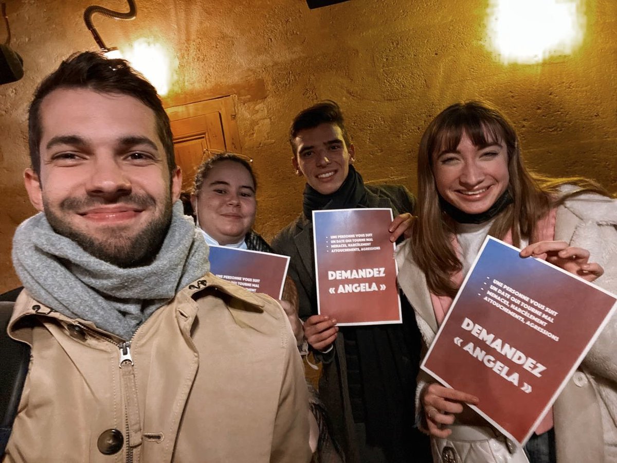 lesjem33's tweet photo. Jeudi 25 novembre, à l’occasion de la journée internationale de l’élimination des violences faites aux femmes : 
📍Barathon « Angela » : permettant de sensibiliser les gérants de bars au dispositif Angela.
📍Affichage « Demandez Angela » 
📍 Agora sur l’égalité F/H 
#5ansdeplus https://t.co/cOAgqv2q2x