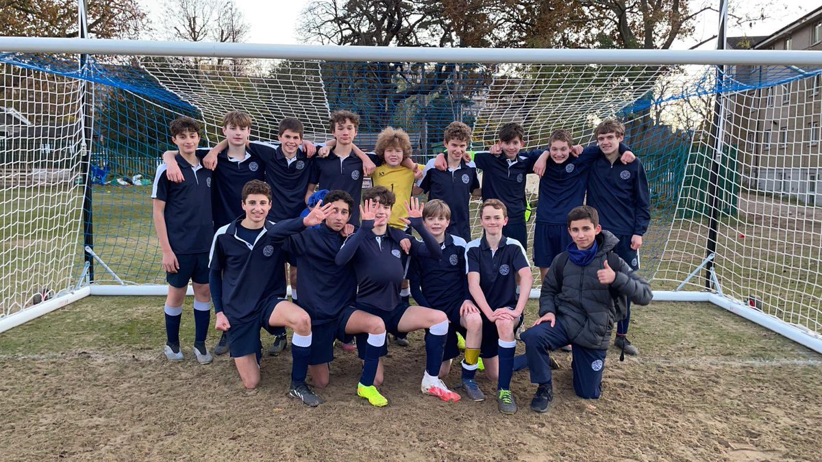 IbstockSport's tweet image. ⛅️ Thursday Sport ⛅️ 

Overcast conditions didn’t dampen #PlayingFields 

U15A @KewHouseSports 
W 2-1 🌟 MAkhbari

U15B ⭐️ JHaywood Lost in @SchoolsFootball R2 @GlynSchool_PE 

U15C&amp;amp;D enjoyed a Round Robin with @KewHouseSchool @fulham_school 

U15 Netball took on @indschools best