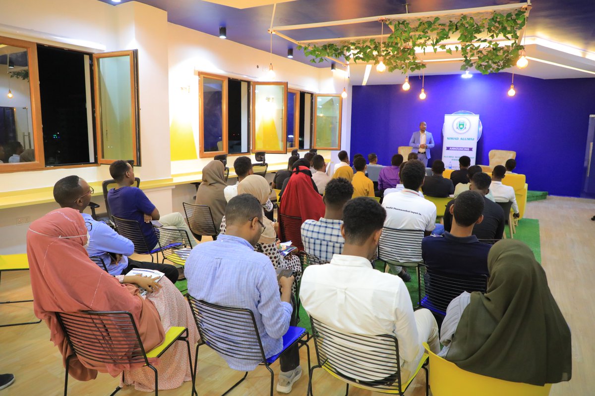 SIMADUniversity's tweet photo. We're pleased to announce Alumni Scholarship Program. Funded by donations from our alumni, the program aims to provide financial support to students who are interested in attending or currently attending SIMAD. We thank our alumni for their continuous support to #SIMADFamily. https://t.co/02SJHUdD7o