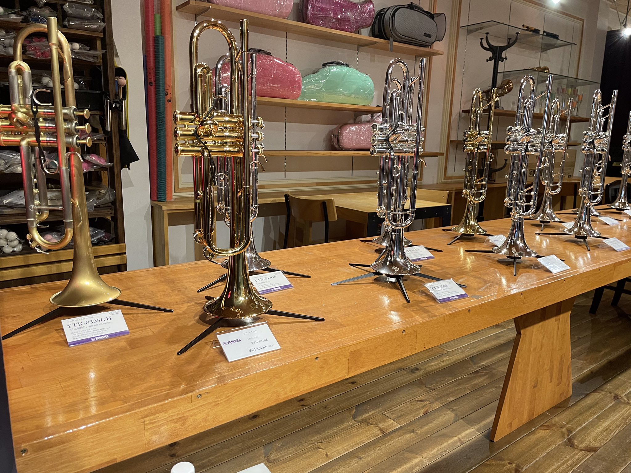 تويتر 中川楽器 على تويتر トランペット並びました かっこいい 吹奏楽 トランペット 管楽器 吹奏楽フェア T Co Bsx4verutd