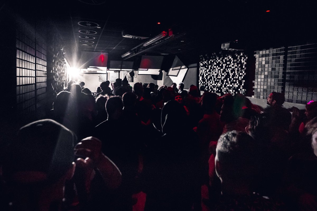 LM58music's tweet photo. Esta noche… cocuy con sake! #RED58 🟥 https://t.co/iOsUhDaEjT