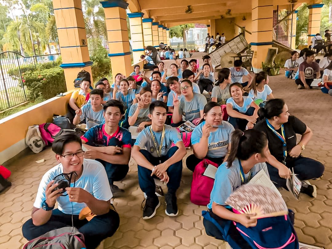 marchriah_'s tweet photo. National Service Training Program🏃🏻‍♀️🏃🏻‍♂️🚶🏼‍♀️🚶🏼‍♂️

#firstyearcollege #throwback103 #NSTP https://t.co/oWTH5sYhhg