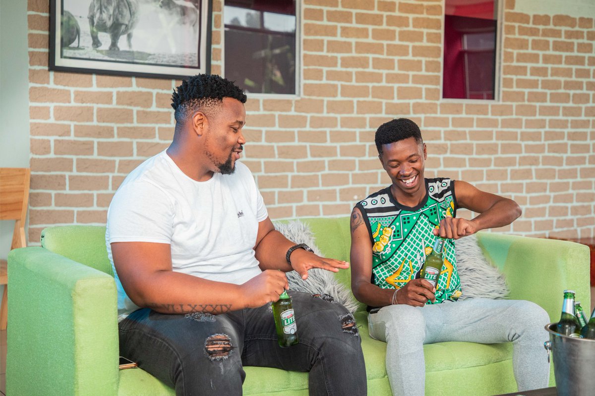 OxygenJl's tweet photo. Guess the bro and I's new hang out spot and win yourself an ice cold carry pack!!π»β
πΈ @Shaun_Desousa
#InfluencerX #CastleLiteEswatini #UnlockRefreshEnjoy #StayInTheGame #ReponsibleTogether https://t.co/aqBFBgTd6K