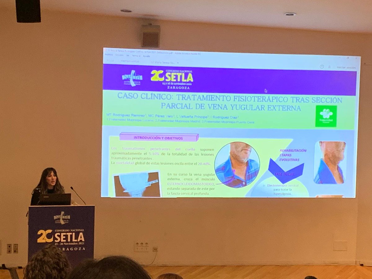 MutuaFM's tweet photo. María Teresa Rodríguez Ramírez, de #FraternidadMuprespa (Lucena), en la defensa del póster de #Fisioterapia con el "Caso clínico: tratamiento fisioterápico tras sección parcial de vena yugular externa" https://t.co/XVpPTJyzFh