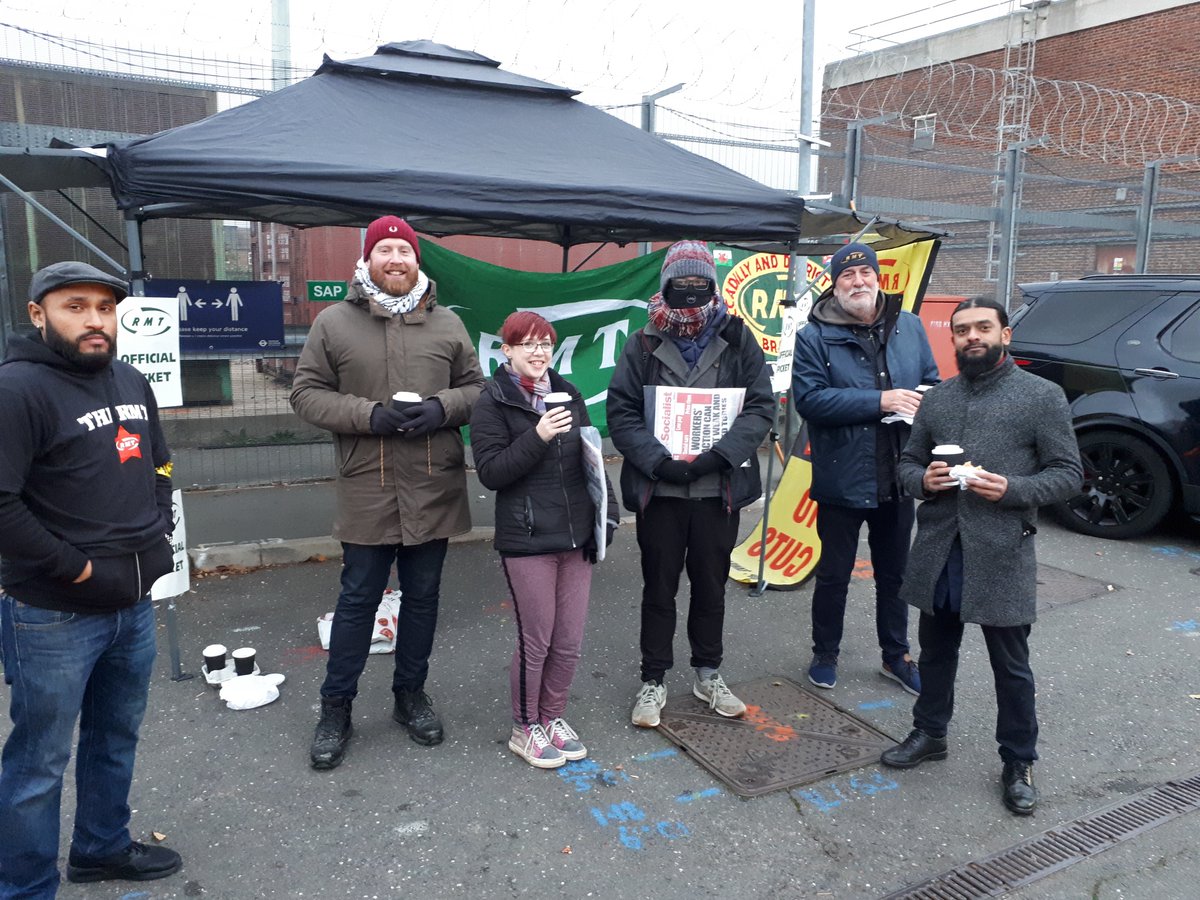 Tube Union RMT strike action rock solid this morning in fight to stop Night Tube staffing plans ripping up work life balance
bit.ly/3l66u0E