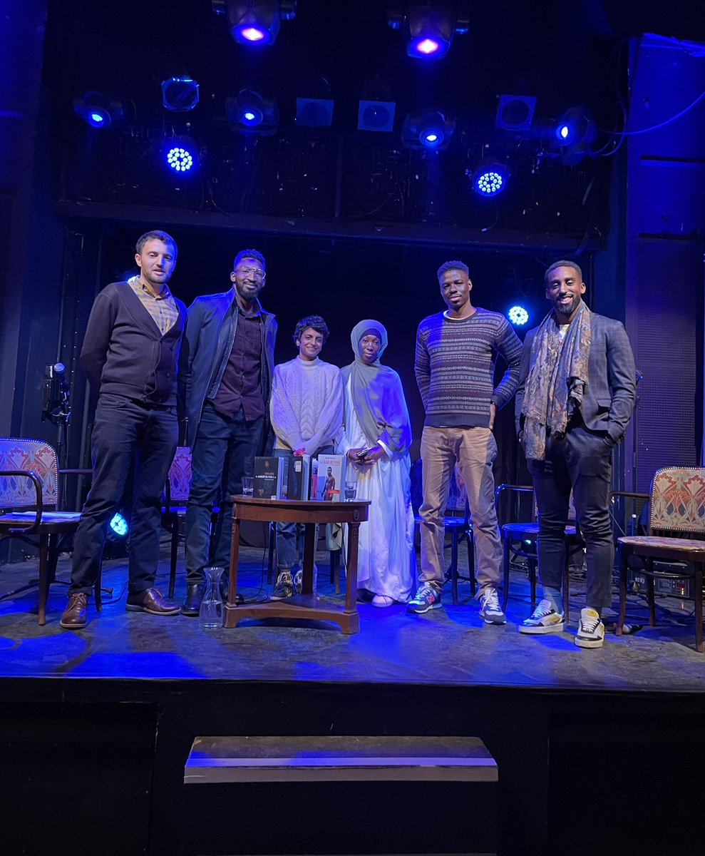 Editions_FC's tweet image. Très belle table ronde hier avec @makankebee @Amanda_Jacquel Dali Misha Touré @balla_mf et @Bolewa. Modérée brillamment par @ifalas. Toujours un plaisir d’être aux côtés de @PMN_Editions et @Hors_d_atteinte. Un grand merci à La Flèche D’or pour l’accueil ✨