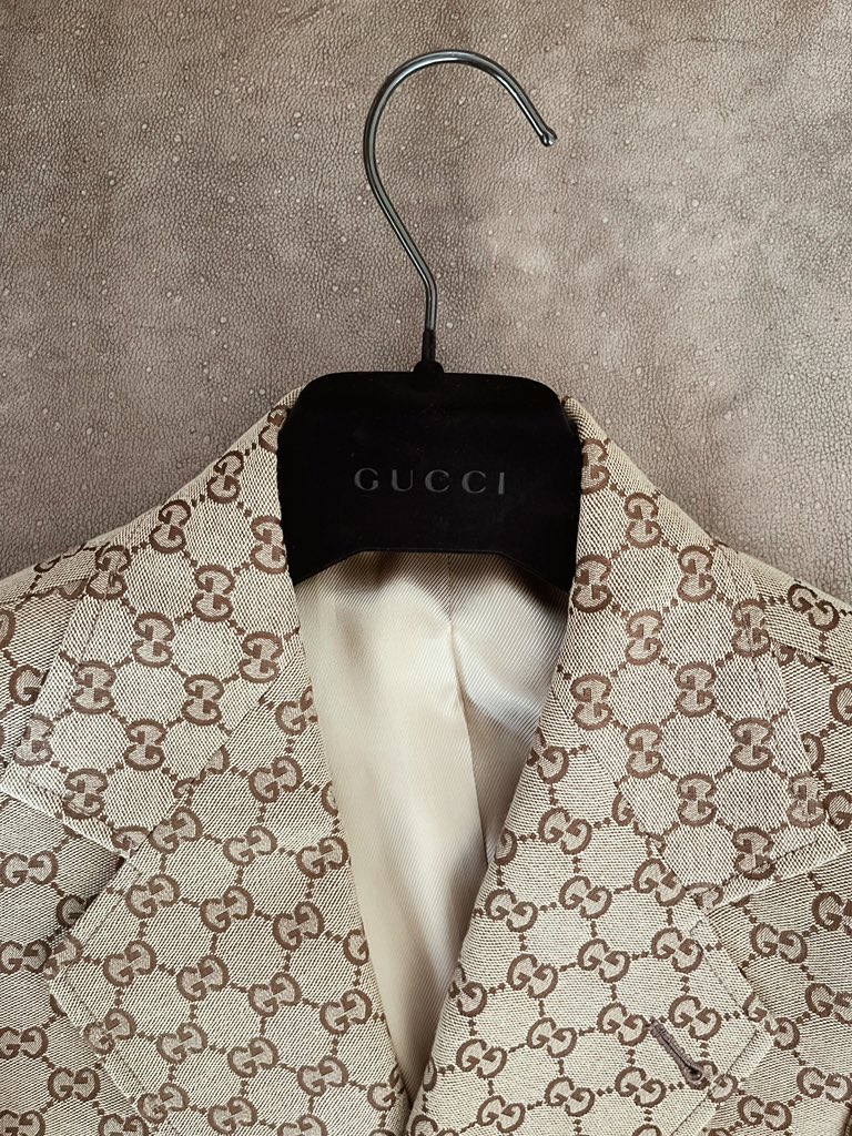 trevor_stuurman's tweet photo. Life is GUCCI. https://t.co/wqELIfkFVL