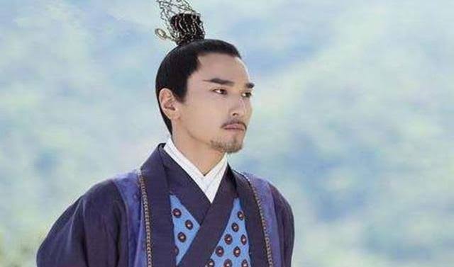 potatoandsuch's tweet photo. Mo Yuan by #MarkChao in #TMOPB seriously I originally thought he was the ML. Imagine trying so hard to revive for 70000 years just to see your girl got snatched by your twin brother. Major bummer! It's ok Mo Yuan, you still have me. 🥲🥲🥲 https://t.co/RKaQ7g5xel