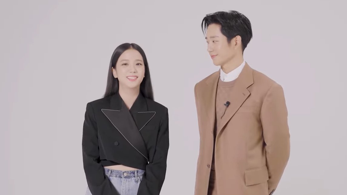 jichyuchyu's tweet photo. their height difference ☹️☹️☹️ https://t.co/v2dnZ8KpFg