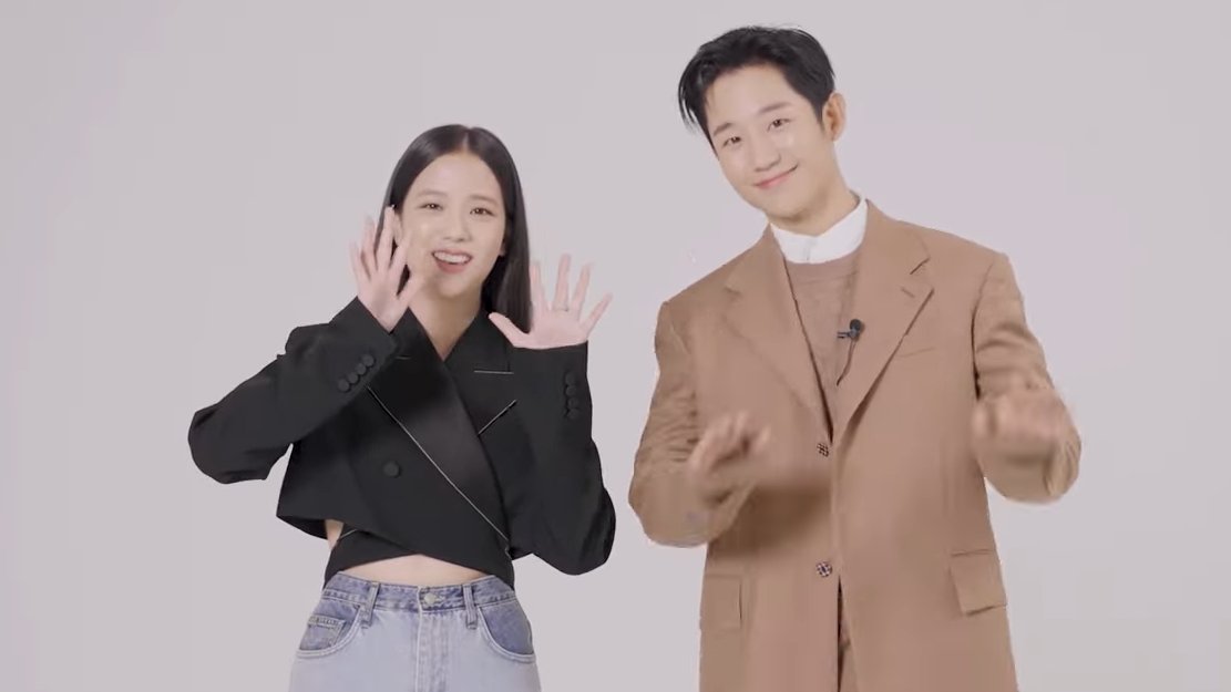 jichyuchyu's tweet photo. their height difference ☹️☹️☹️ https://t.co/v2dnZ8KpFg