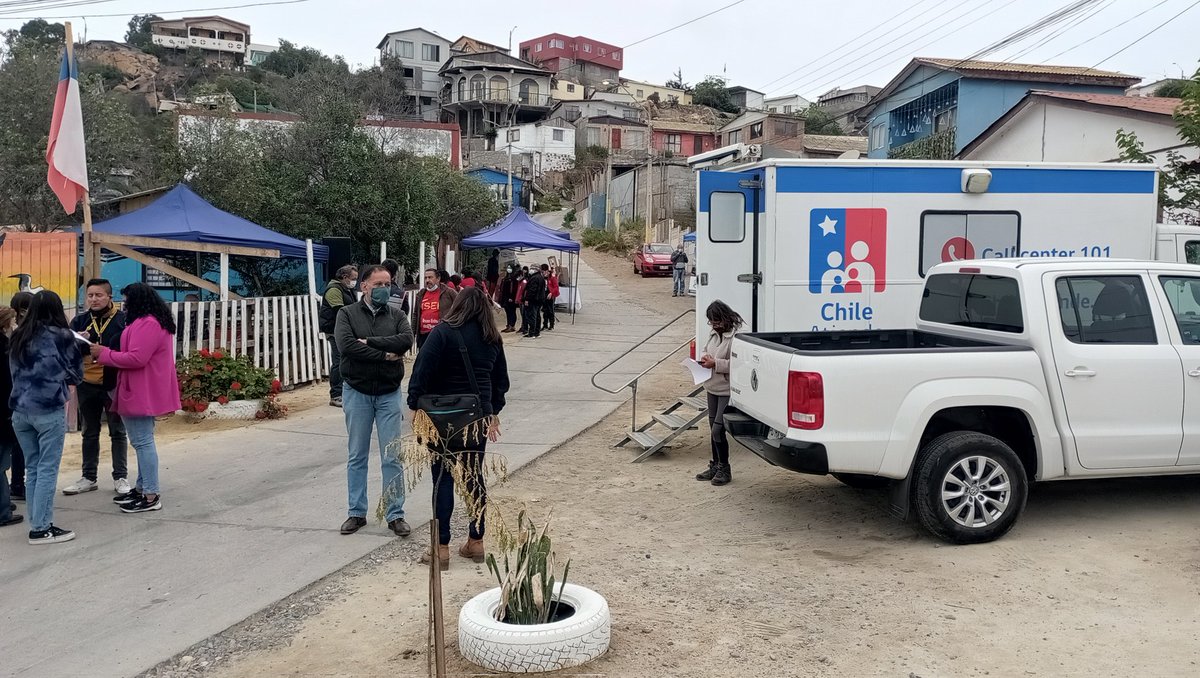 IPS Coquimbo (@ipscoquimbo) on Twitter photo Nuestro IPS Móvil se trasladó hasta la Parte Alta de #Coquimbo para participar en un operativo social organizado por la <a href="/municoquimbo/">Municipio de Coquimbo</a>.
Estamos junto a profesionales de la Funfas entregando #Claveunica y pase de movilidad.
Lugar:Calle Rgto Coquimbo con Fresia.
Los esperamos. Nuestro IPS Móvil se trasladó hasta la Parte Alta de #Coquimbo para participar en un operativo social organizado por la <a href="/municoquimbo/">Municipio de Coquimbo</a>.
Estamos junto a profesionales de la Funfas entregando #Claveunica y pase de movilidad.
Lugar:Calle Rgto Coquimbo con Fresia.
Los esperamos.