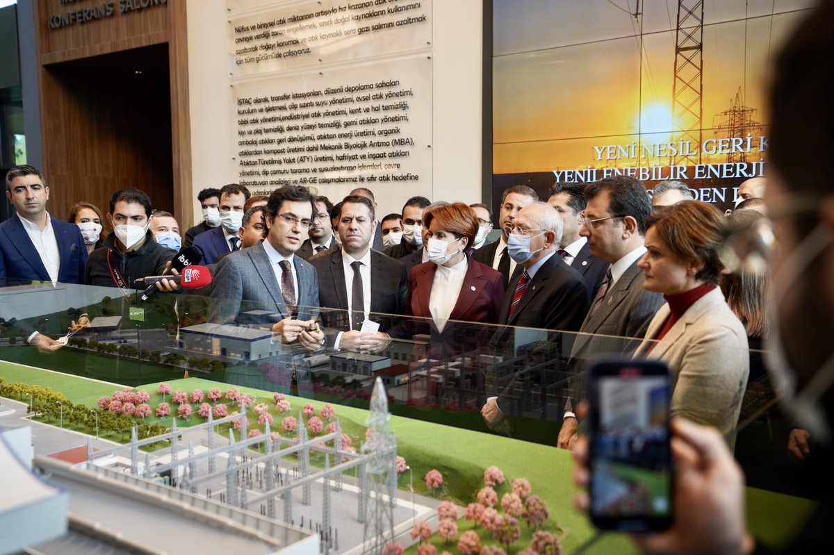 ekrem_imamoglu's tweet photo. Avrupa'nın en büyük, Türkiye'nin ilk katı atıktan enerji üreten tesisini açtık.

1,4 milyon İstanbullunun elektrik ihtiyacını karşılayacağımız tesisin açılışına katılan Genel Başkanımız Sayın Kemal Kılıçdaroğlu ve İYİ Parti Genel Başkanı Sayın Meral Akşener'e teşekkürler. https://t.co/q0HArU9HJJ