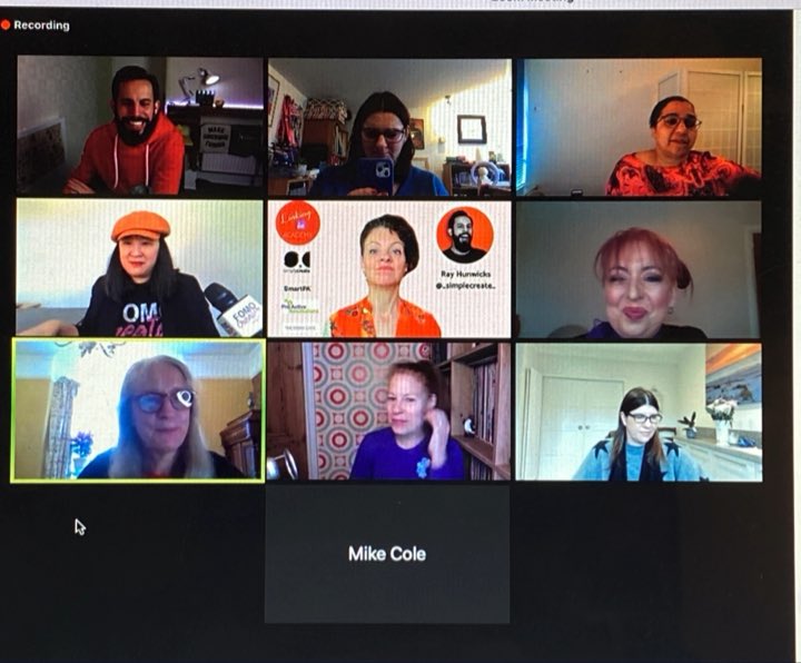 Lmvsocial's tweet photo. Last Friday of the month means #LinkingOutClub! With @_simplycreate_ taking the reins! https://t.co/OIOIUZl1y2