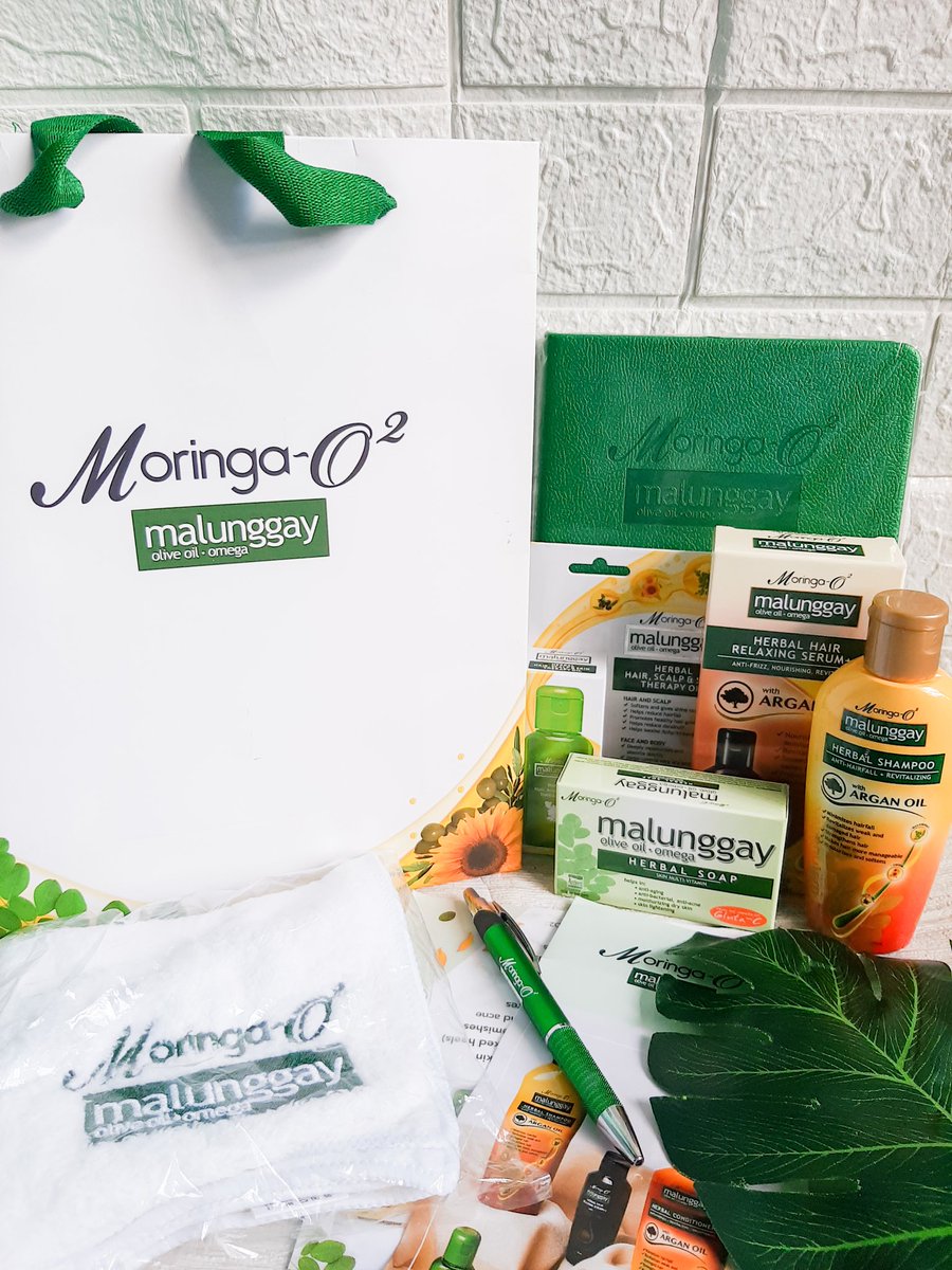 CassGumagay's tweet photo. Bye-bye to my dry and frizzy hair! Welcome to shiny and beautiful hair with moringaO2.
@lovemomsph
@moringao2
#MoringaO2
#LoveMomsPH
#LoveMomsPHCollabs
#LoveMomsPHxMoringaO2 https://t.co/zu87pS9ZEl