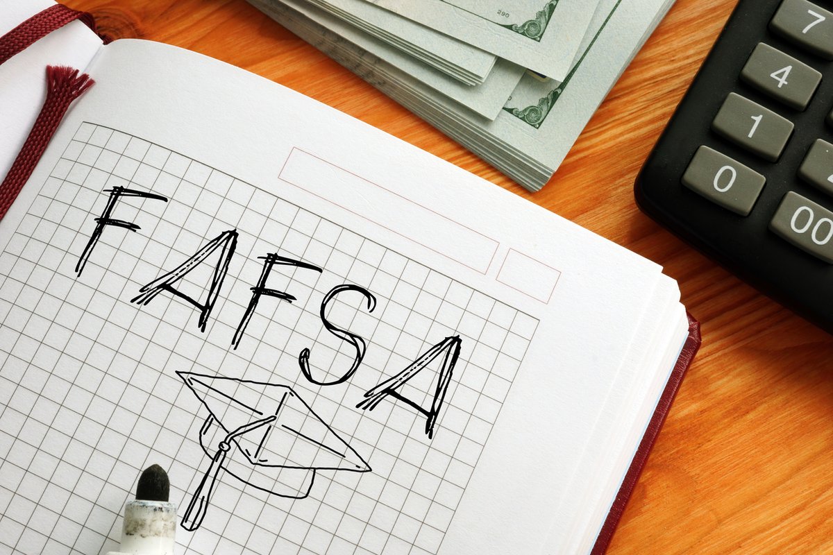 GAfutures's tweet photo. Made a mistake on your 2022–23 FAFSA form? Check out these three ways you can make corrections: 

https://t.co/JEkj37HvWB https://t.co/7ZaJY88h8g